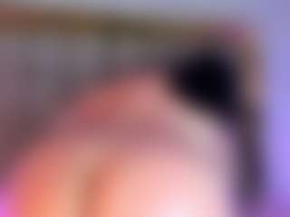 Candysvictoria's Live Sex Cam Show