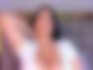 Live cam show with Candysvictoria - Facial on 1on1-livenow