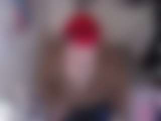 Charlotbelucci's Live Sex Cam Show