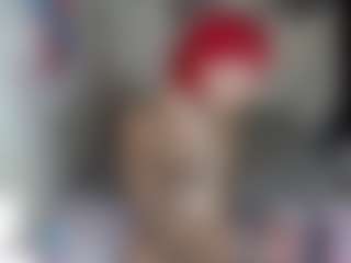 Charlotbelucci's Live Sex Cam Show