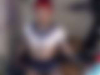 Charlotbelucci's Live Sex Cam Show