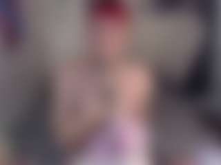Charlotbelucci's Live Sex Cam Show