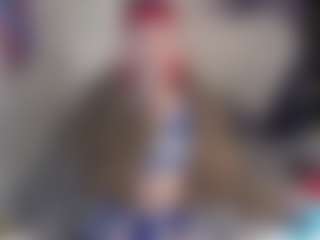 Charlotbelucci's Live Sex Cam Show