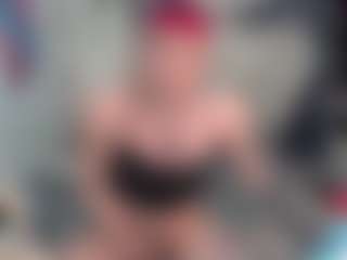 Charlotbelucci's Live Sex Cam Show