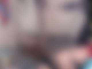 Charlotbelucci's Live Sex Cam Show