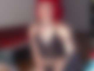 Live cam show with Charlotbelucci - Smoking on Camsoda