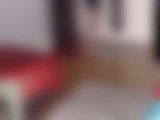 Charlotbelucci's Live Sex Cam Show