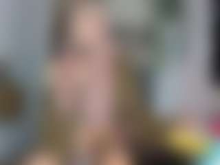 Charlotbelucci's Live Sex Cam Show