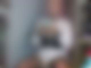 Charlotbelucci's Live Sex Cam Show