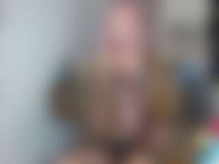 Charlotbelucci's Live Sex Cam Show