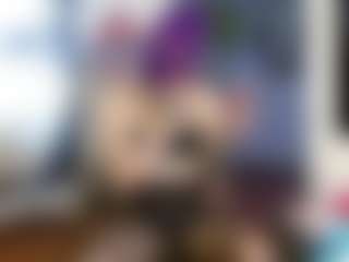 Charlotbelucci's Live Sex Cam Show