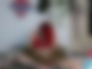 Charlotbelucci's Live Sex Cam Show