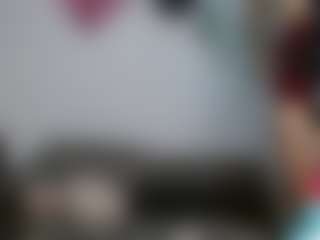 Charlotbelucci's Live Sex Cam Show
