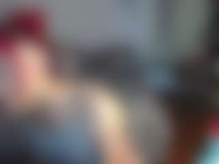 Live cam show with Charlotbelucci - Gray Eyes on Camsoda
