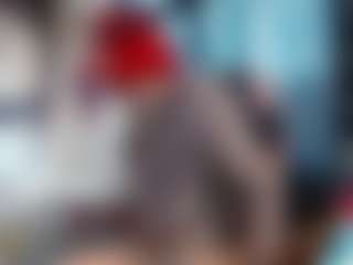 Live cam show with Charlotbelucci - Smoking on CamSextacy