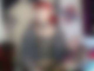 Live cam show with Charlotbelucci - Lean on CamwithHer
