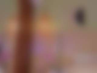 Live cam show with Oh-Hollyy - Petite Teen (18+) on Gym Cam Girls