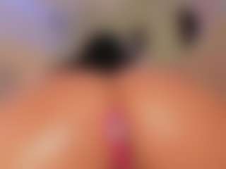 Oh-Hollyy's Live Sex Cam Show