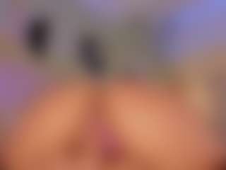 Oh-Hollyy's Live Sex Cam Show