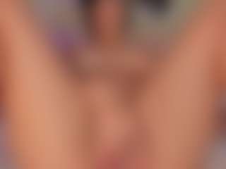 Live cam show with Oh-Hollyy - Petite on xxxlivecams.org