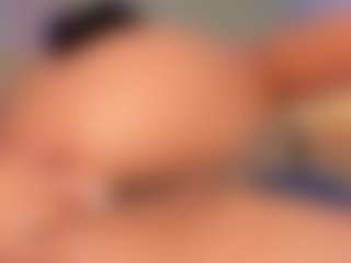 Live cam show with Oh-Hollyy - Butt Plug on Milfs Live