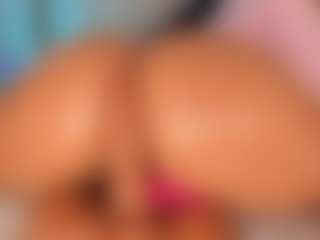 Oh-Hollyy's Live Sex Cam Show