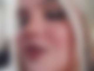 Live cam show with SonyaBelfort - Hairy Pussy MILF on StripNow