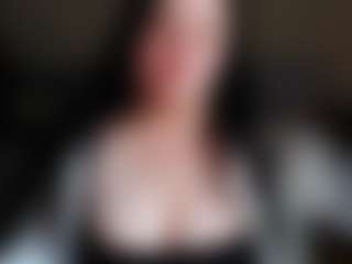 Live cam show with SonyaBelfort - Sucking on Camsoda