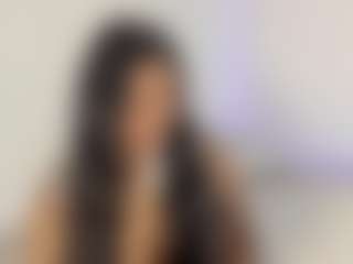 Live cam show with emmaa98 - Shaved on Camming Site