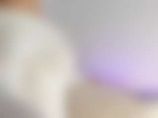 emmaa98's Live Sex Cam Show