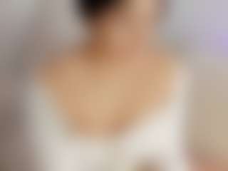 emmaa98's Live Sex Cam Show