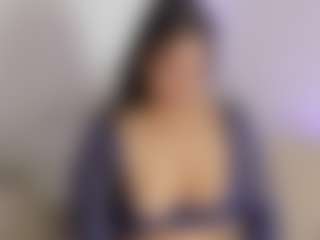 emmaa98's Live Sex Cam Show