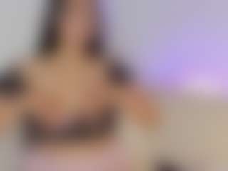 emmaa98's Live Sex Cam Show