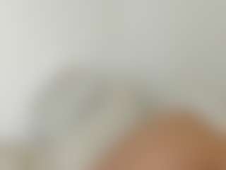 Live cam show with emmaa98 - BBW Amateur on justonemore.cc