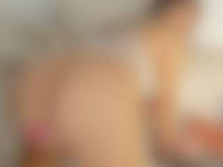 emmaa98's Live Sex Cam Show