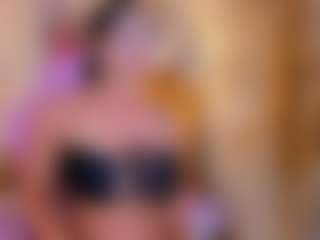 Live cam show with Natashahartaman - Striptease Latina on SinfulBabes | colombia