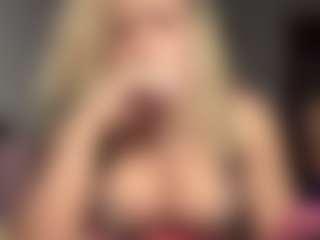 Brithneysquirt01's Live Sex Cam Show