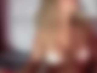 Live cam show with Brithneysquirt01 - Tease on WildCum