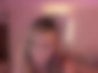 Live cam show with NIA - Domination on AdultVida.com