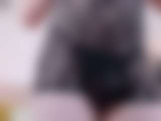 Live cam show with amberdiamont - Small Tits on nudelive.tv