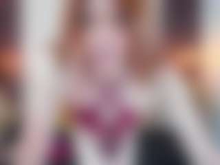 Live cam show with amberdiamont - Smoking on Camsoda