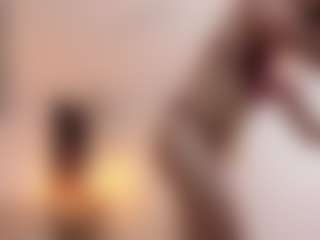 Live cam show with amberdiamont - Average on Camsoda