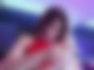 Live cam show with amberdiamont - Average on fapnchat