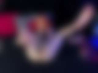 Spettacolo in cam dal vivo con amberdiamont - Submissive su Camsoda