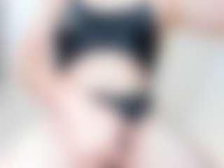 Live cam show with amberdiamont - Brown Hair on Camversity