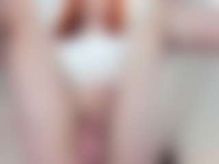 Live cam show with amberdiamont - Ejaculation on WildCum