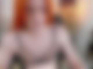 Live cam show with amberdiamont - Smoking on Camsoda