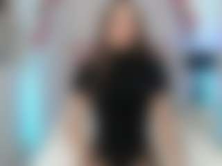 Live cam show with Ivyy-Crystal - Nipple Piercings on livesuperchat.net