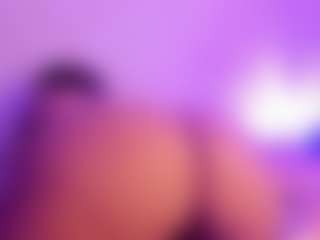 Live cam show with Pamela-West - Ebony on milfzrlive.com | colombia