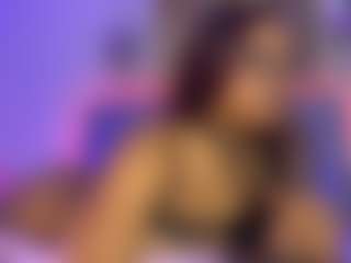 Live cam show with E_rex - Black Petite on StripNow